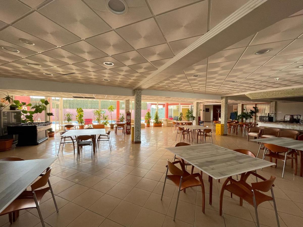 Aparthotel Residencial Vidalbir L'Alfas del Pi Dış mekan fotoğraf