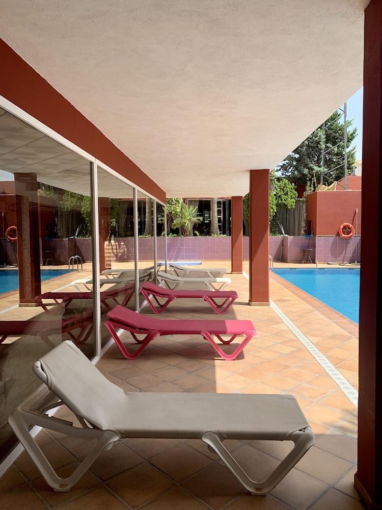 Aparthotel Residencial Vidalbir L'Alfas del Pi Dış mekan fotoğraf