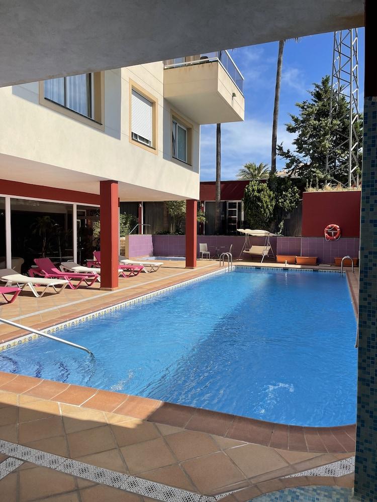Aparthotel Residencial Vidalbir L'Alfas del Pi Dış mekan fotoğraf