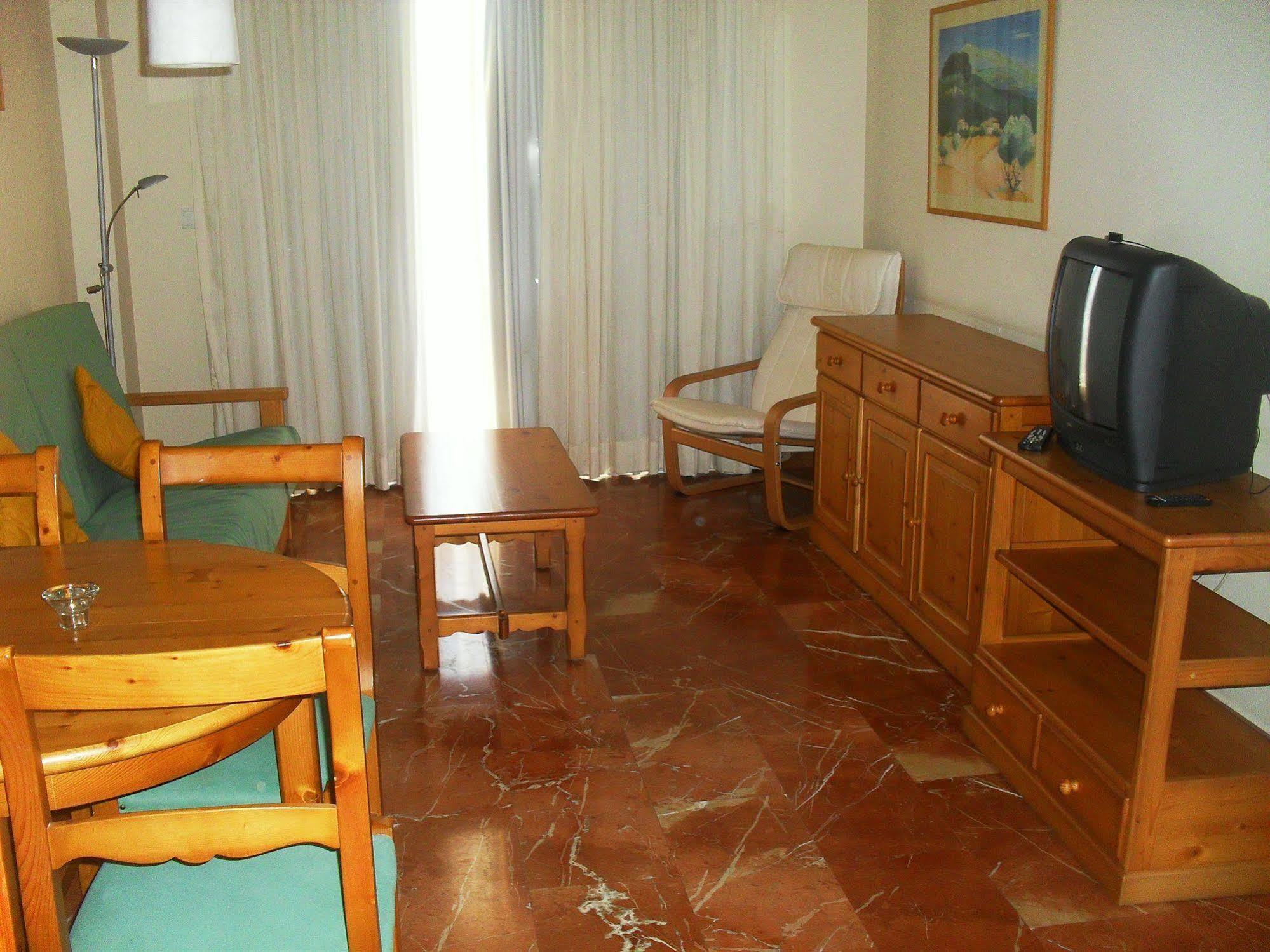 Aparthotel Residencial Vidalbir L'Alfas del Pi Dış mekan fotoğraf