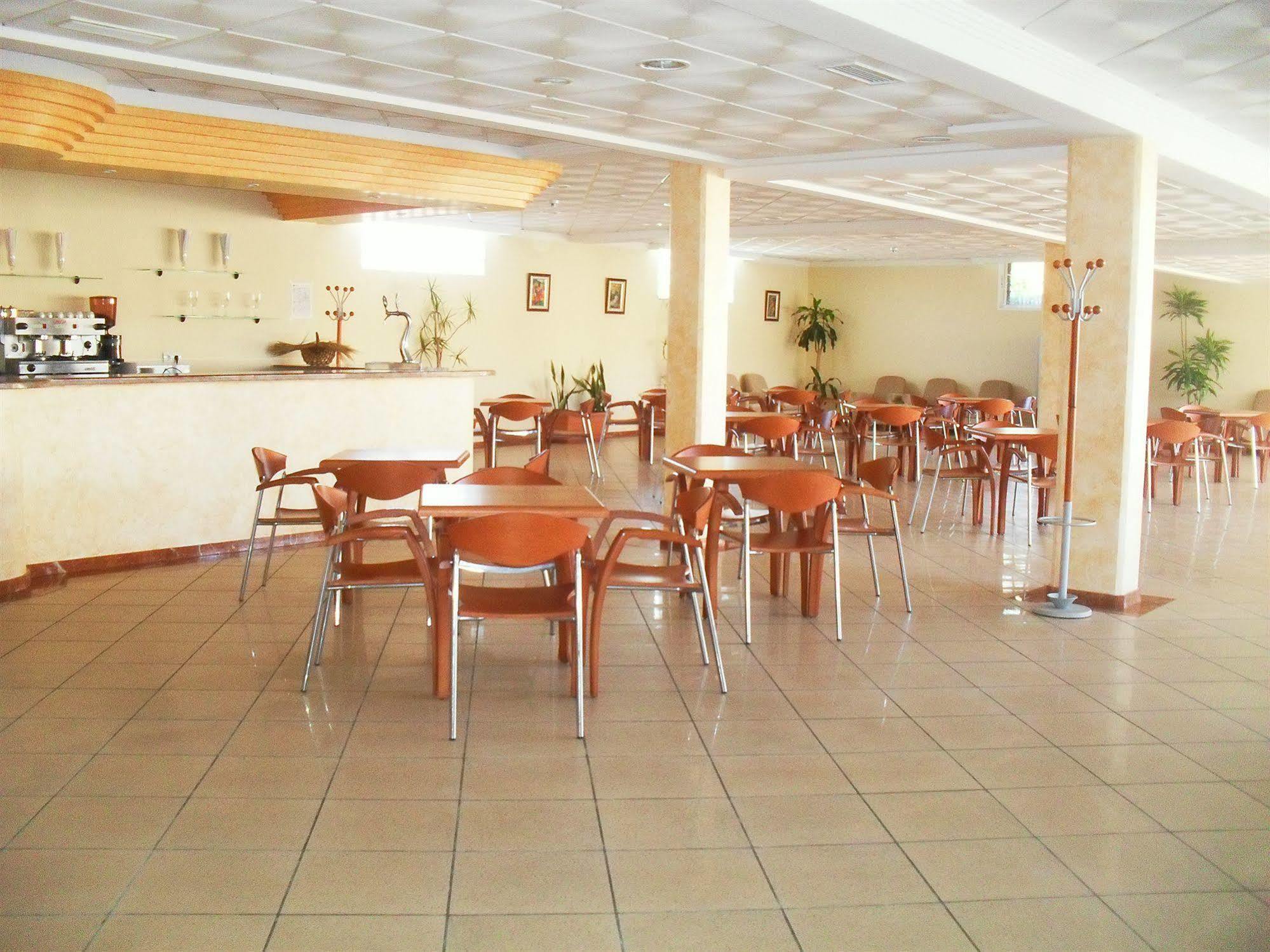Aparthotel Residencial Vidalbir L'Alfas del Pi Dış mekan fotoğraf